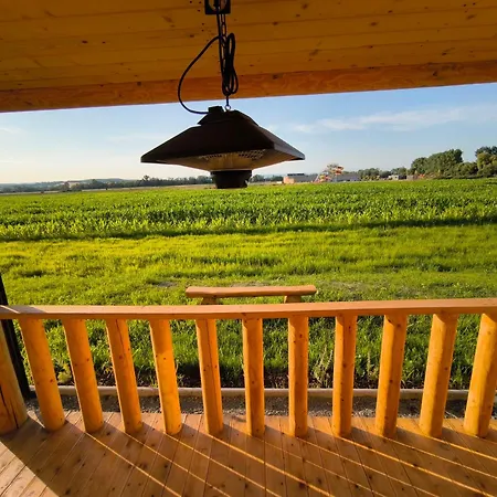 Drevenice Novolandia * Rapovce