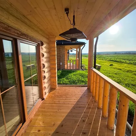 Drevenice Novolandia Lodge