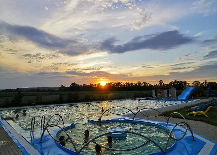 Drevenice Novolandia Hytte *