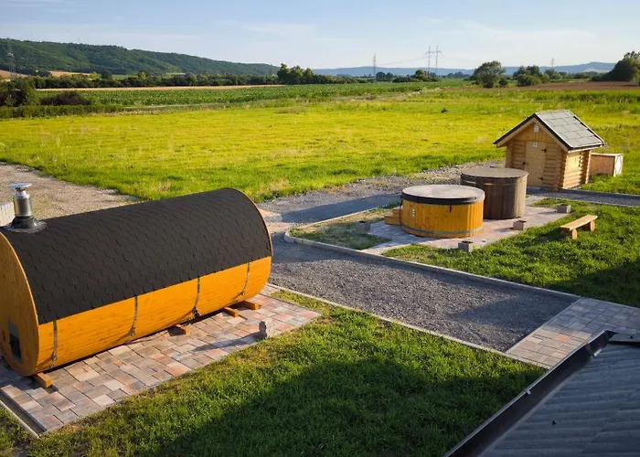 Drevenice Novolandia Hytte Rapovce